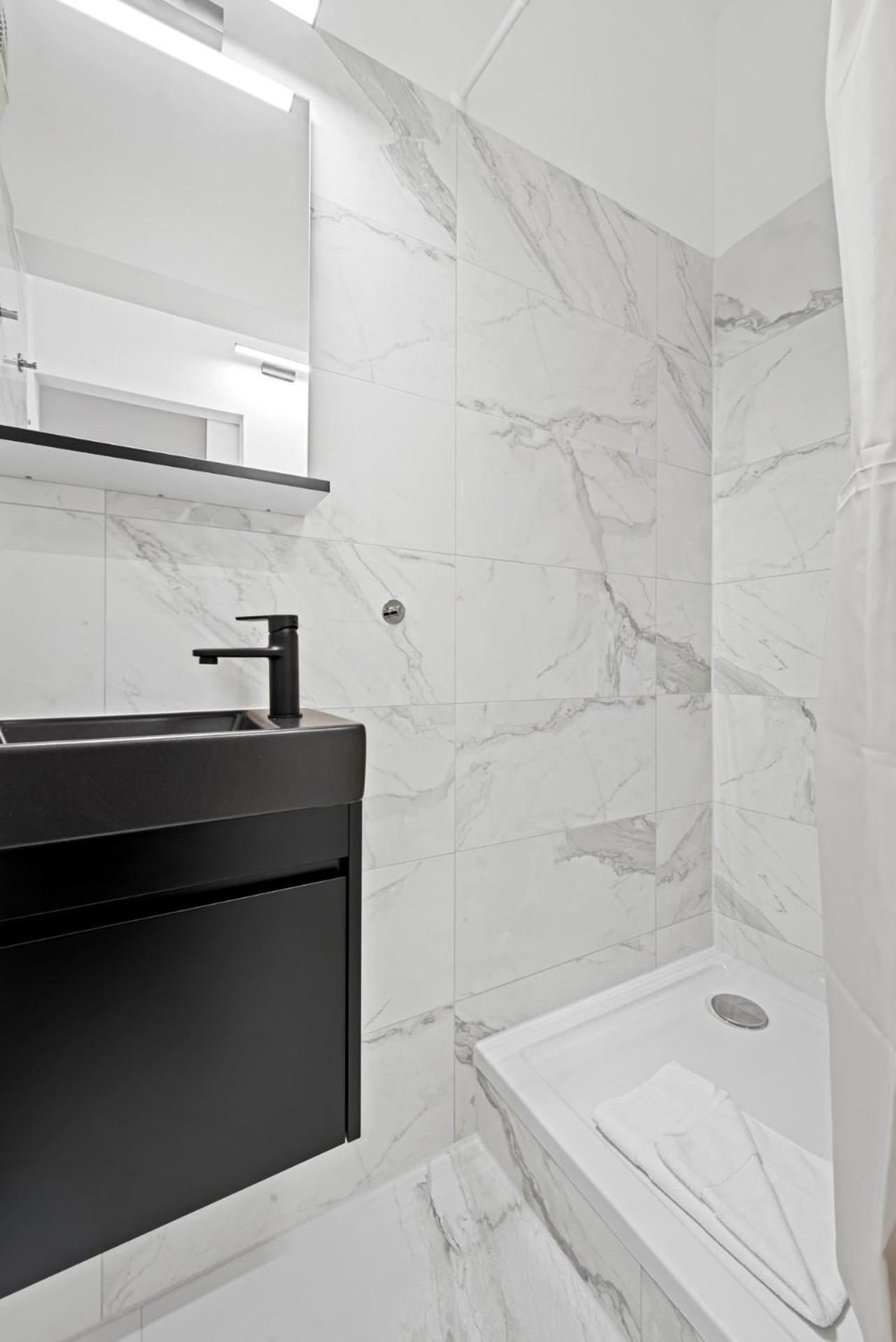 Cozy City Apartment - 15 Min To City-Centre - Contactless 24H Check-In Wien Eksteriør bilde